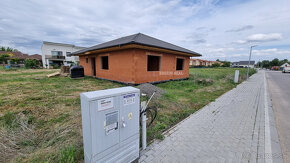 4.izb. BUNGALOV 140 m2, POZEMOK 584 m2 - 4