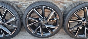 Predam original Skoda Vega 5x112 R19 225/40r19 letné - 4