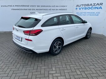 Hyundai i30 Com. 1.6CRDi 85kW ČR 1.maj. DPH - 4