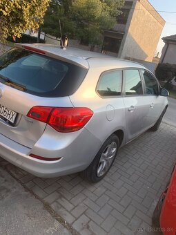 REZEROVANÉ Opel Astra Combi 1.7cdti 81kw - 4