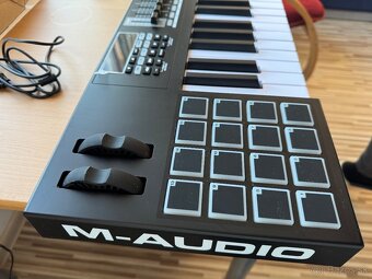 M-Audio CODE 49 Midi Keyboard - 4