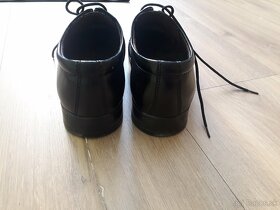 Chlapčenská elegantné topánky 35 - 4