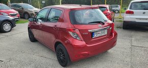 Toyota Yaris 1.0i kupene v SR 2013 - 4