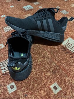 Predám nosené tenisky ADIDAS NMD R1 v TOP STAVE - 4