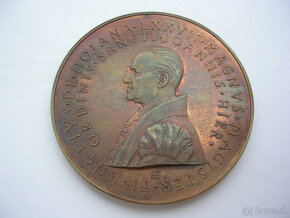 AE medaila 1972 Angelo de Mojana di Cologna SMOM 10.výročie - 4
