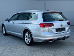 Volkswagen Passat Variant 2.0 TDI EVO Elegance DSG - 4