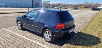 Predám volkswagen GOLF 4 1.4i 16v - 4