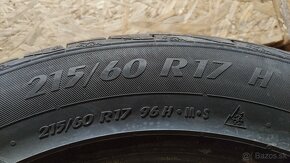 Predám zimné 215/60 R17 - 4