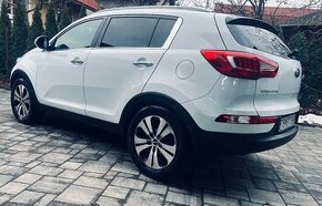 KIA Sportage 1.7 CRDi VGT 2WD EX - 4