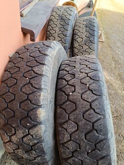 Pneu 225/77 R16C Goodyear Cargo ultra grip - 4