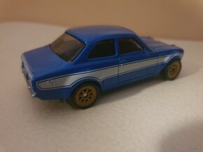 Hot Wheels Ford Escort  II - 4