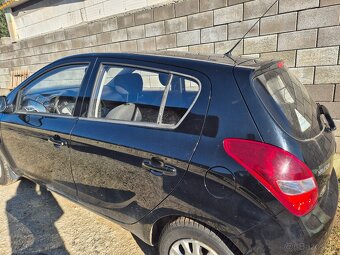 Predám Hyundai i20 r.2010 - 4