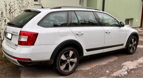 Skoda octavia scout 4x4 135kW automat - 4