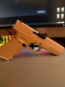 Airsoft glock 17 raven - 4