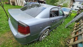 Opel Vectra - na náhradné diely, alebo v celku - 4