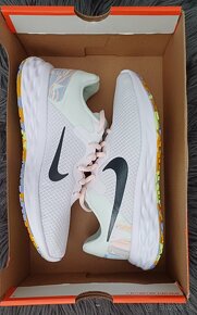 Nike revolution tenisky 37,5 - 4