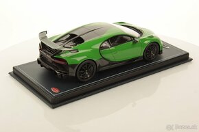 BUGATTI CHIRON PUR SPORT | MR Collection 1/18 - 4