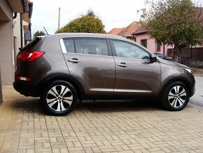 KIA SPORTAGE 2.0 CRDI 4X4 SPIRIT - 4