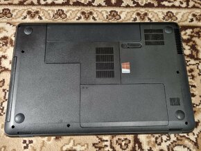 HP 2000 laptop - 4