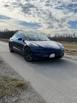 Tesla Model 3 Long Range AWD - 4