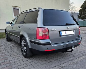 Volkswagen Passat B 5.5 Combi 1.9 TDi 96,Kw. - 4