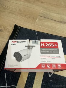 Hikvision - 4