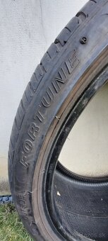 Pneu 235/35Z R19 - 4