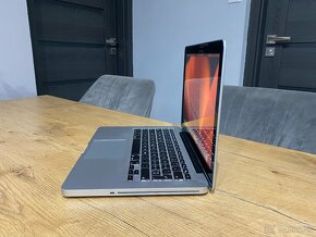 MacBook Pro 13 - 4