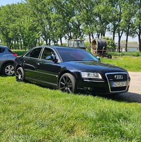 Audi A8 - 4