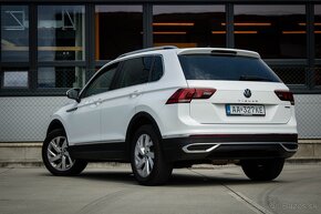 Volkswagen Tiguan 2.0 TDI EVO Elegance 4Motion DSG - 4