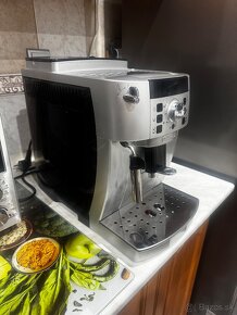 Kávovar Delonghi Magnifica S - 4