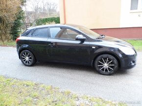 Predám Kia ProCeed 1.6 CRDI 85 kW 2009 - 4