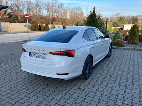 Škoda OCTAVIA IV 1,5 TSI 110KW 6st manuál , klíma - 4