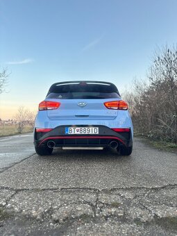 Hyundai i30N Performance Blue - 4