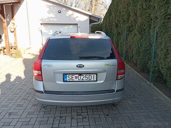 Kia Ceed SW 1.6CRDi rv.2011 - 4