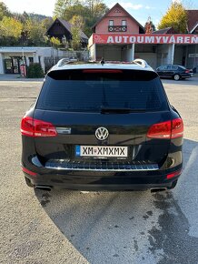 Predám Volkswagen Touareg 3.0TDI 180kw - 4