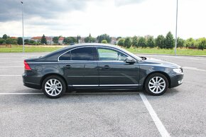 Volvo S80 D4 2.0L Drive-E ECO Momentum Geartronic
 - 4