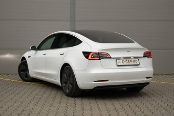 Tesla Model 3 RWD - 4