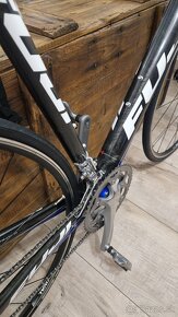 Fuji Altamira 3.0 - 4