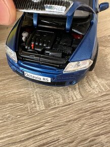 Modely Škoda 1:24 Mercedes 1:18 - 4