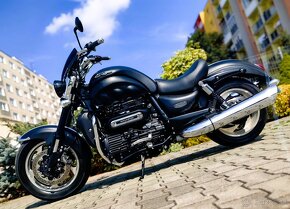 TRIUMPH ROCKET III -MATT PHANTOM BLACK-SLOVENSKA-1 MAJITEL - 4