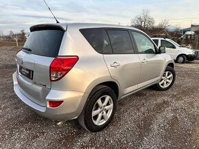 Toyota RAV4 2.2 D-4D 135 Terra - 4