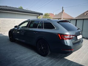 Škoda superb Combi 2.0tdi Style DSG - 4