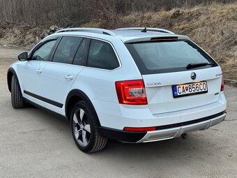 Skoda Octavia scout 2.0 tdi DSG 4x4 - 4