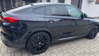 BMW X6 XDrive 30d mHEV A/T - 4