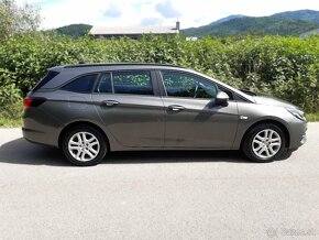 Opel Astra Sport Tourer 1.5 CRDI - 4