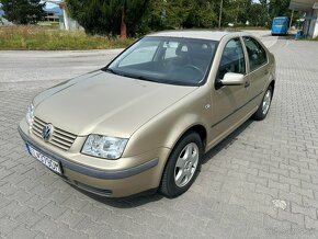 Volkswagen Bora 1.4 - 4