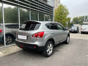 Nissan Qashqai 2.0 4x4 - 4