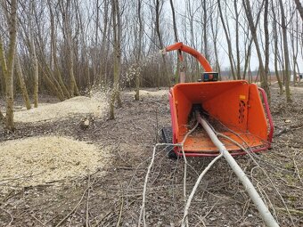 Profi - mobilný štiepkovač Timberwolf TW190. - 4