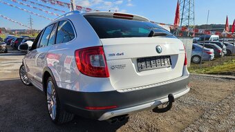 Škoda Superb Combi Scout 2.0 TDI 4x4 140k DSG - 4